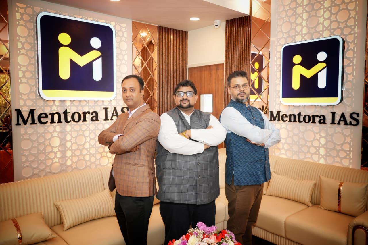 Mentora IAS team